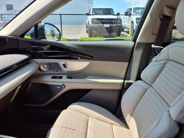 new 2025 Lincoln Nautilus car, priced at $65,491