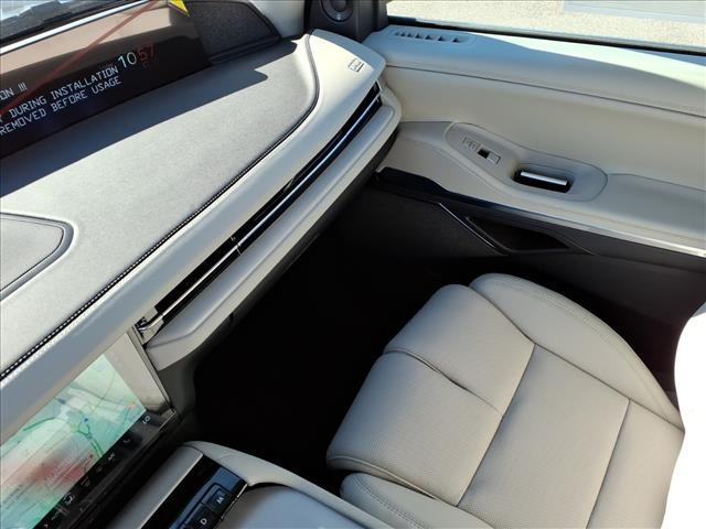 new 2025 Lincoln Navigator car, priced at $102,090