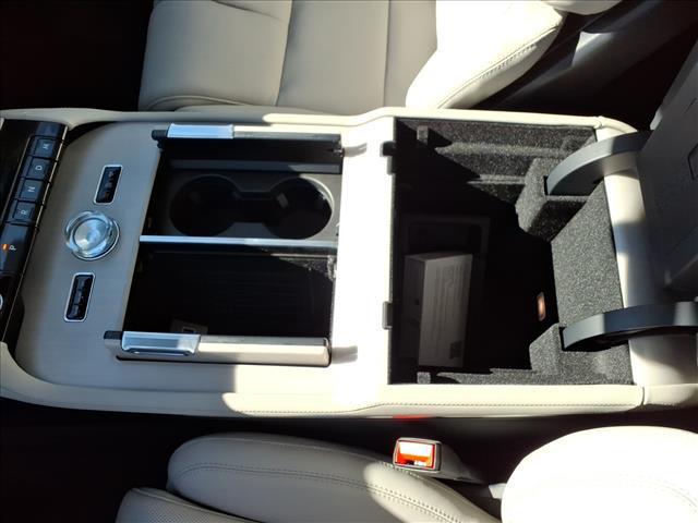 new 2025 Lincoln Navigator car, priced at $102,090