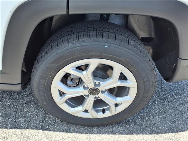 new 2025 Jeep Compass car, priced at $30,165
