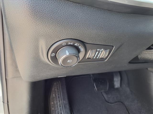new 2025 Jeep Compass car, priced at $30,165