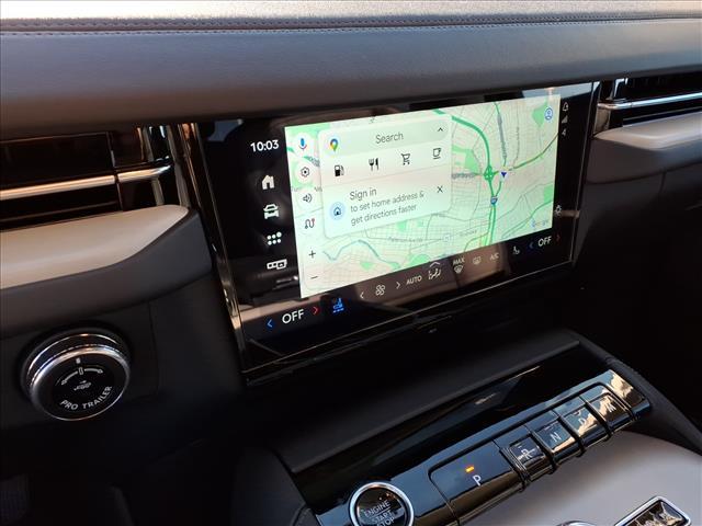 new 2025 Lincoln Navigator car, priced at $105,085