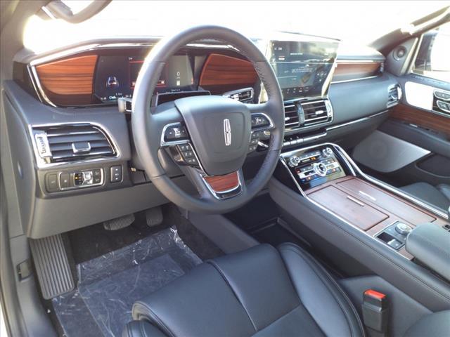 new 2024 Lincoln Navigator car, priced at $106,800