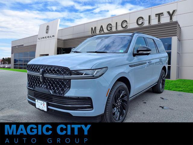 new 2025 Lincoln Navigator car, priced at $109,305