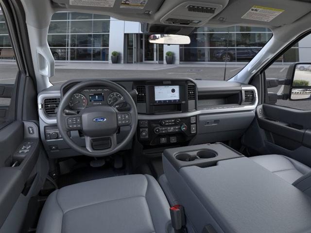 new 2025 Ford F-350 car, priced at $55,749