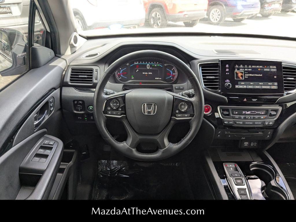 used 2022 Honda Pilot car, priced at $35,211