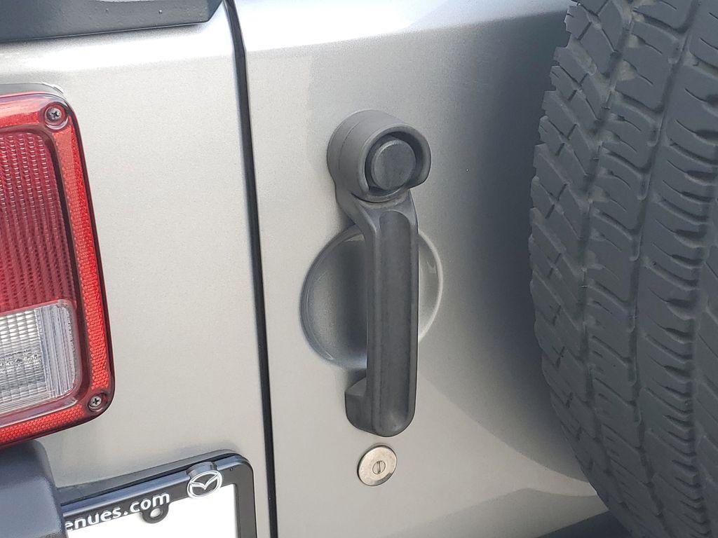 used 2013 Jeep Wrangler Unlimited car, priced at $15,800