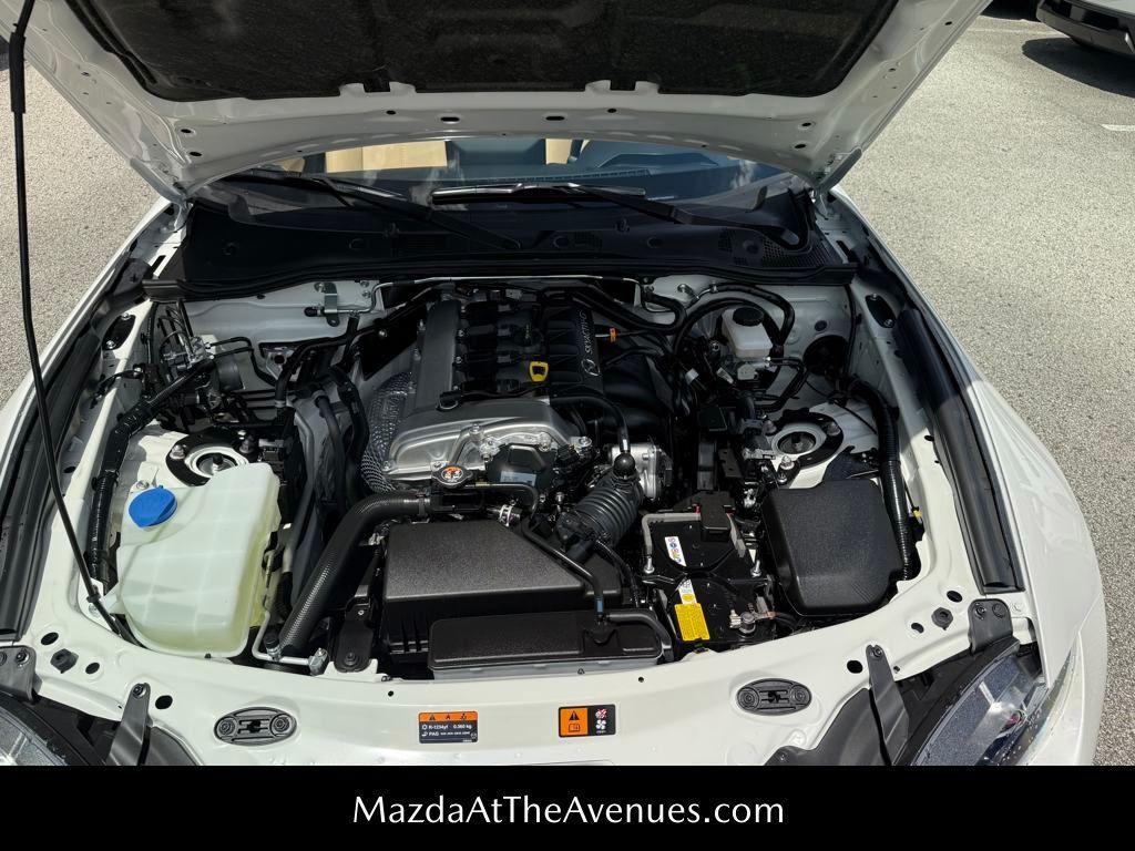new 2025 Mazda MX-5 Miata RF car, priced at $39,722
