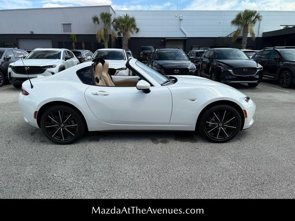 new 2025 Mazda MX-5 Miata RF car, priced at $39,722