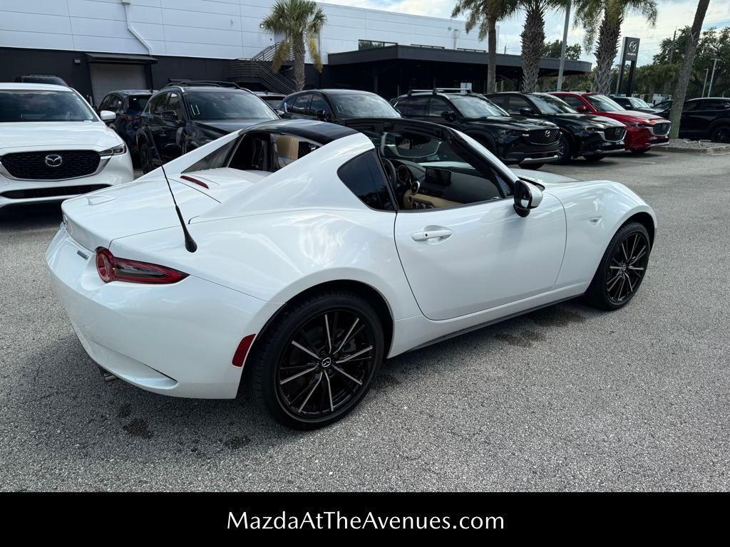 new 2025 Mazda MX-5 Miata RF car, priced at $39,722