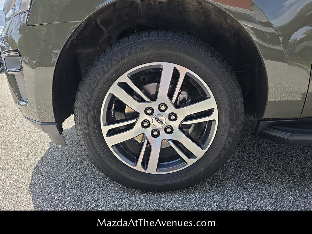 used 2024 Ford Expedition car, priced at $53,491