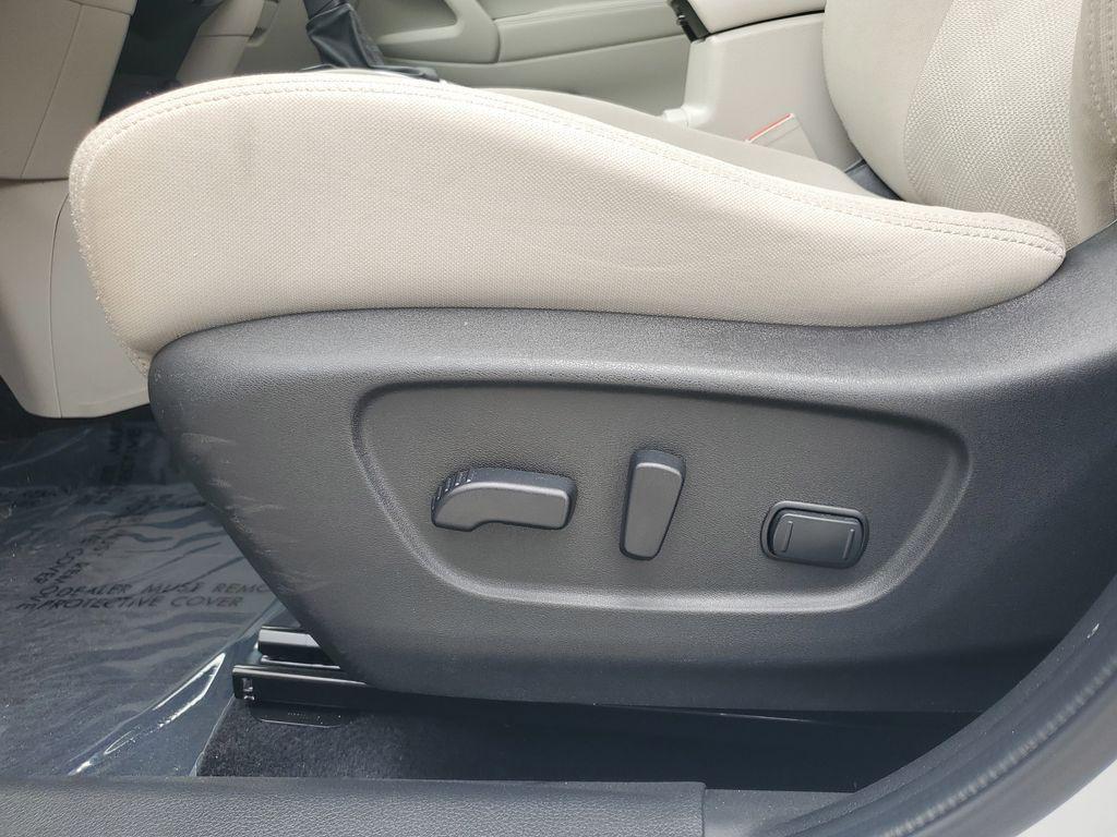 used 2020 Nissan Rogue Sport car, priced at $17,000