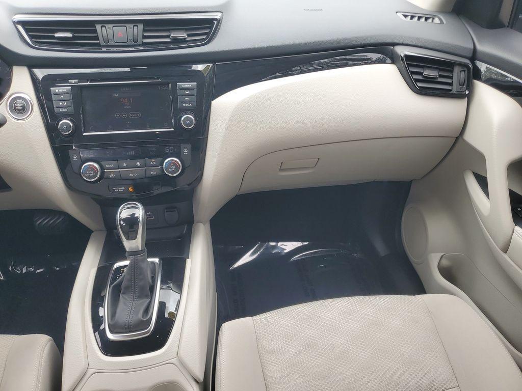 used 2020 Nissan Rogue Sport car, priced at $17,000