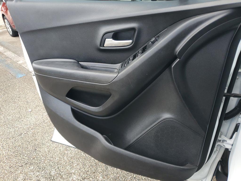 used 2019 Chevrolet Trax car, priced at $12,899