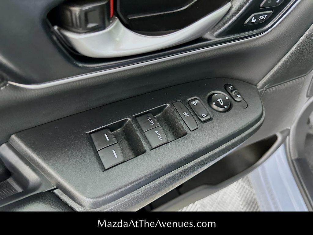 used 2022 Honda CR-V car, priced at $28,991