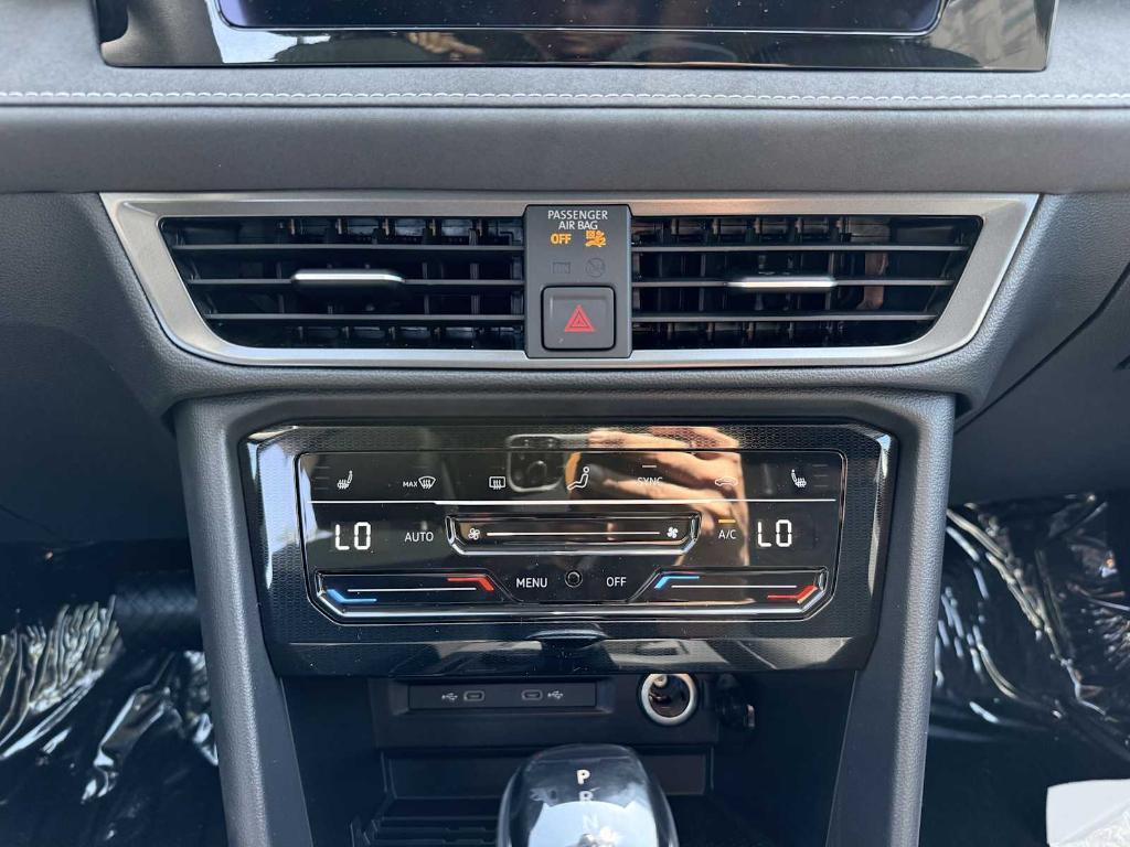 new 2025 Volkswagen Taos car, priced at $33,306