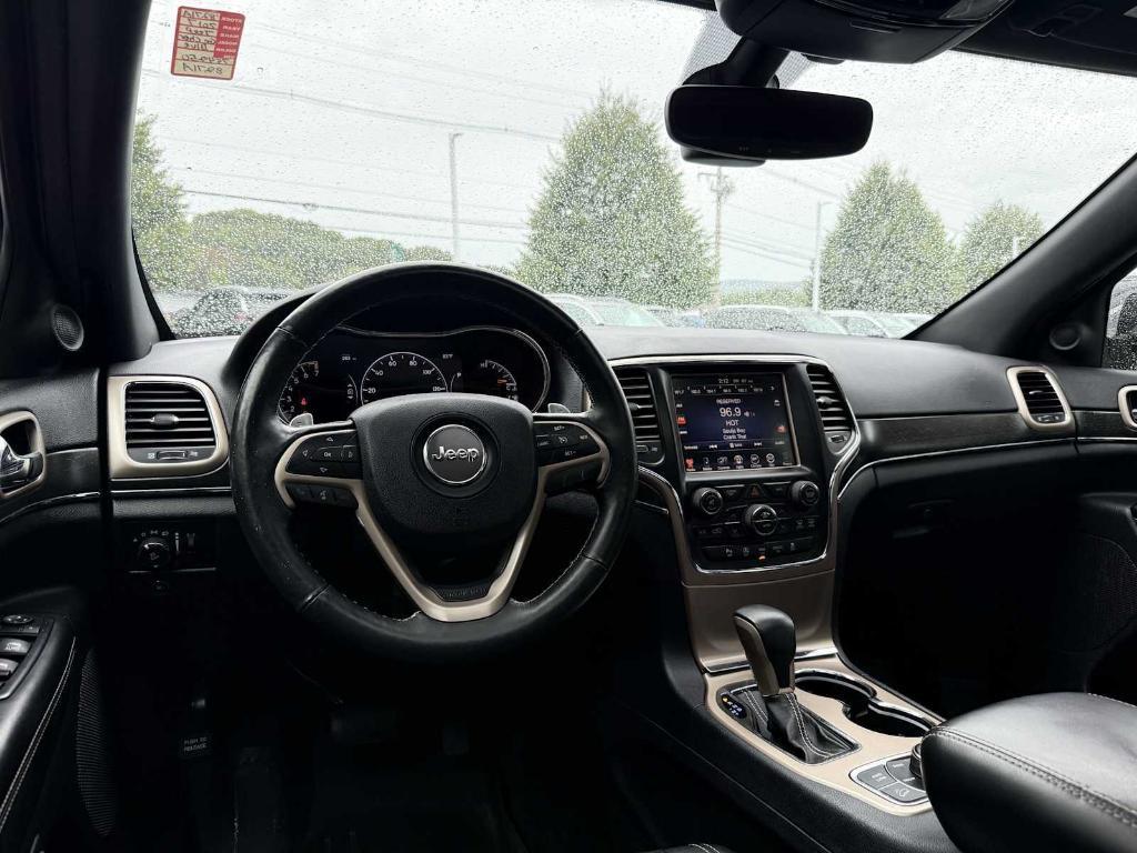 used 2017 Jeep Grand Cherokee car, priced at $13,468