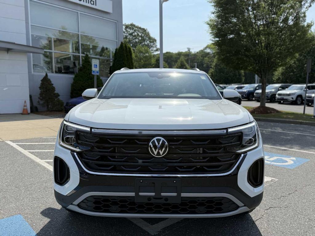new 2025 Volkswagen Atlas Cross Sport car, priced at $44,189