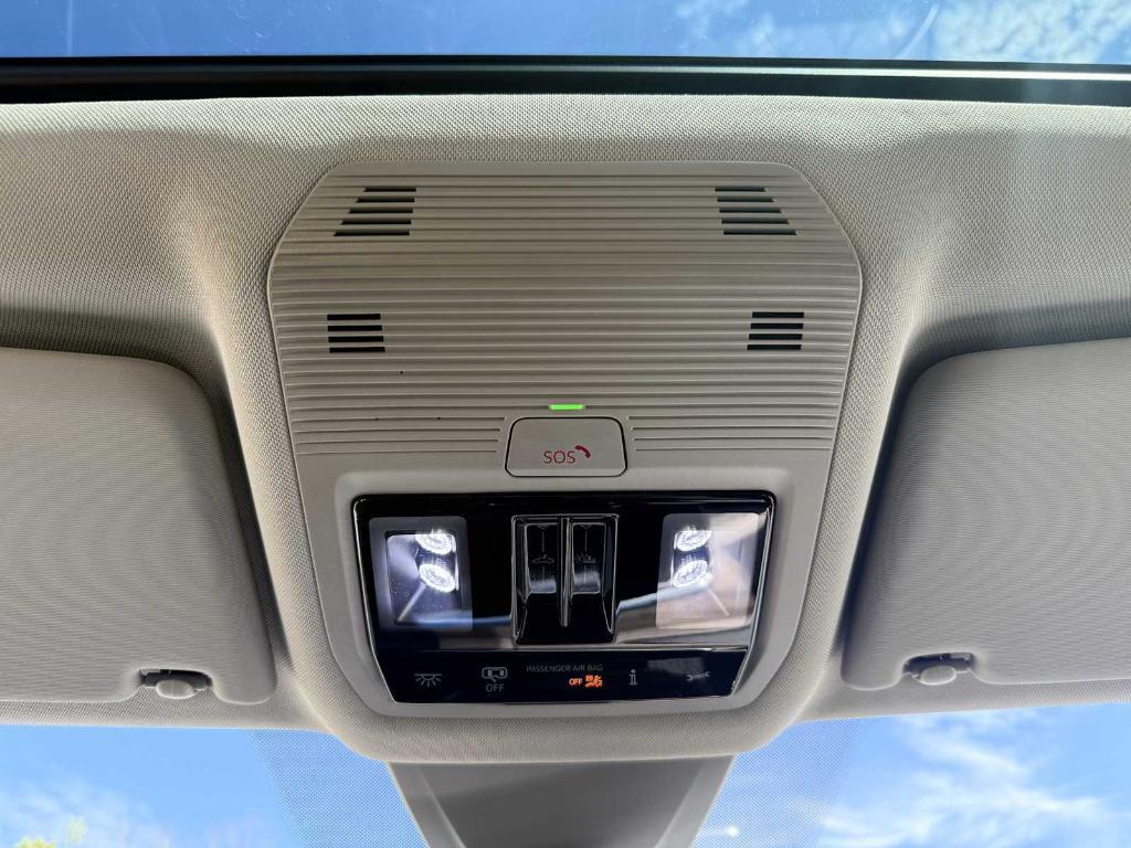 new 2026 Volkswagen Atlas car, priced at $54,070