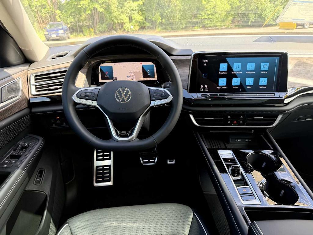 new 2026 Volkswagen Atlas car, priced at $54,070