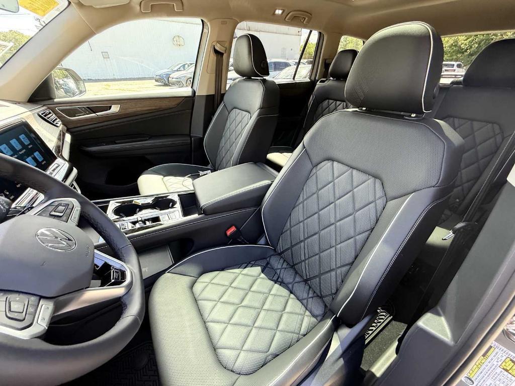 new 2026 Volkswagen Atlas car, priced at $54,070