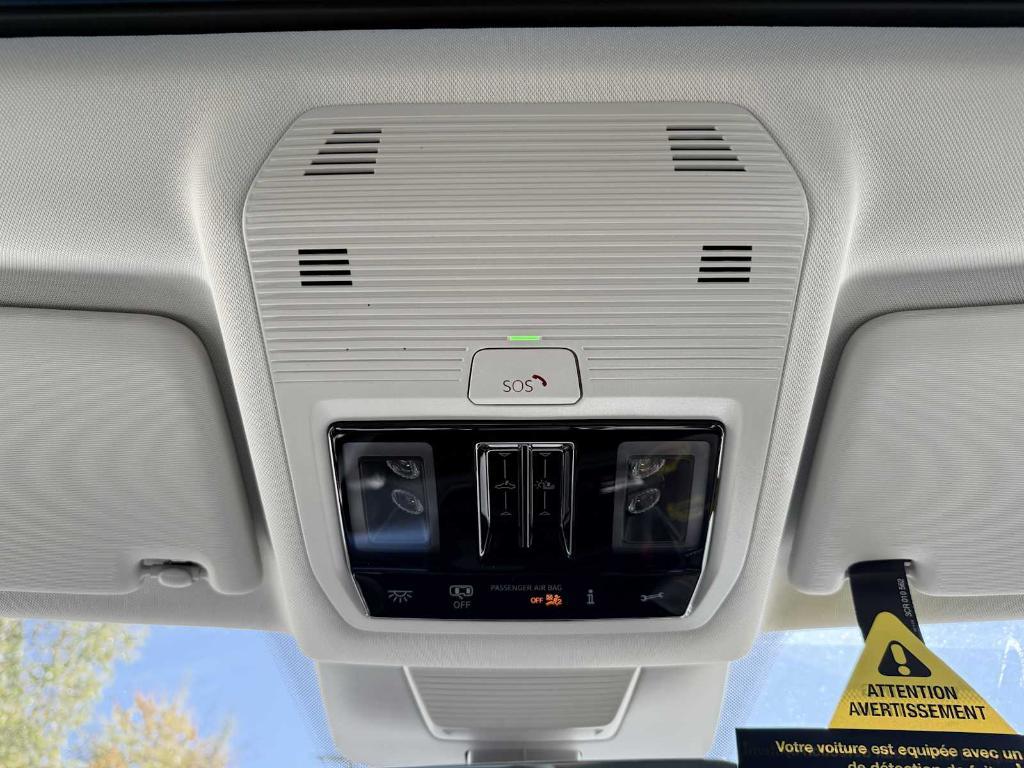 new 2025 Volkswagen Tiguan car, priced at $35,355