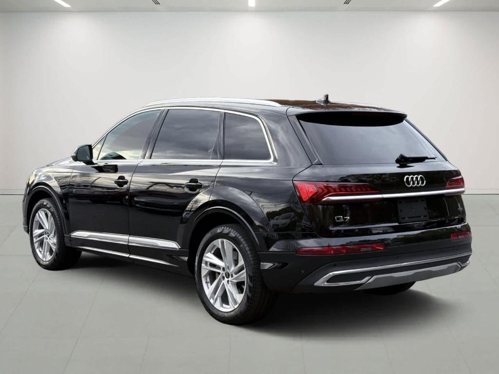 used 2024 Audi Q7 car, priced at $47,304