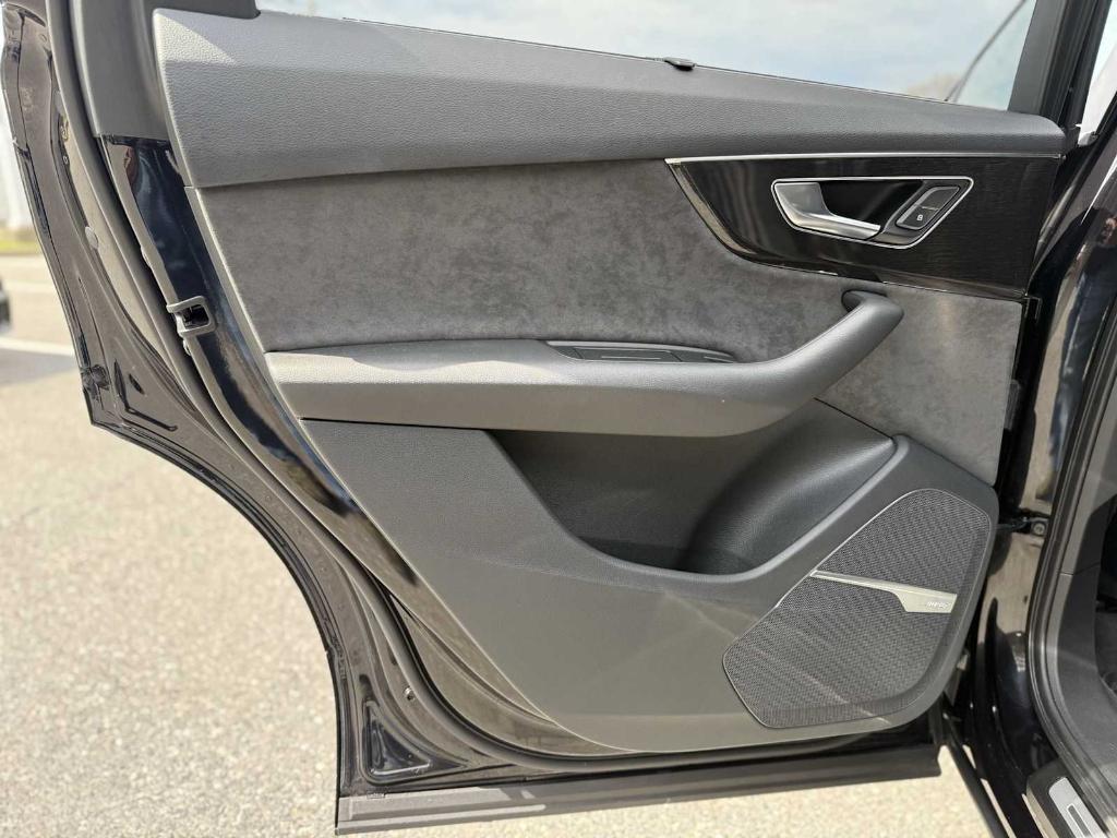 used 2020 Audi SQ7 car, priced at $53,841