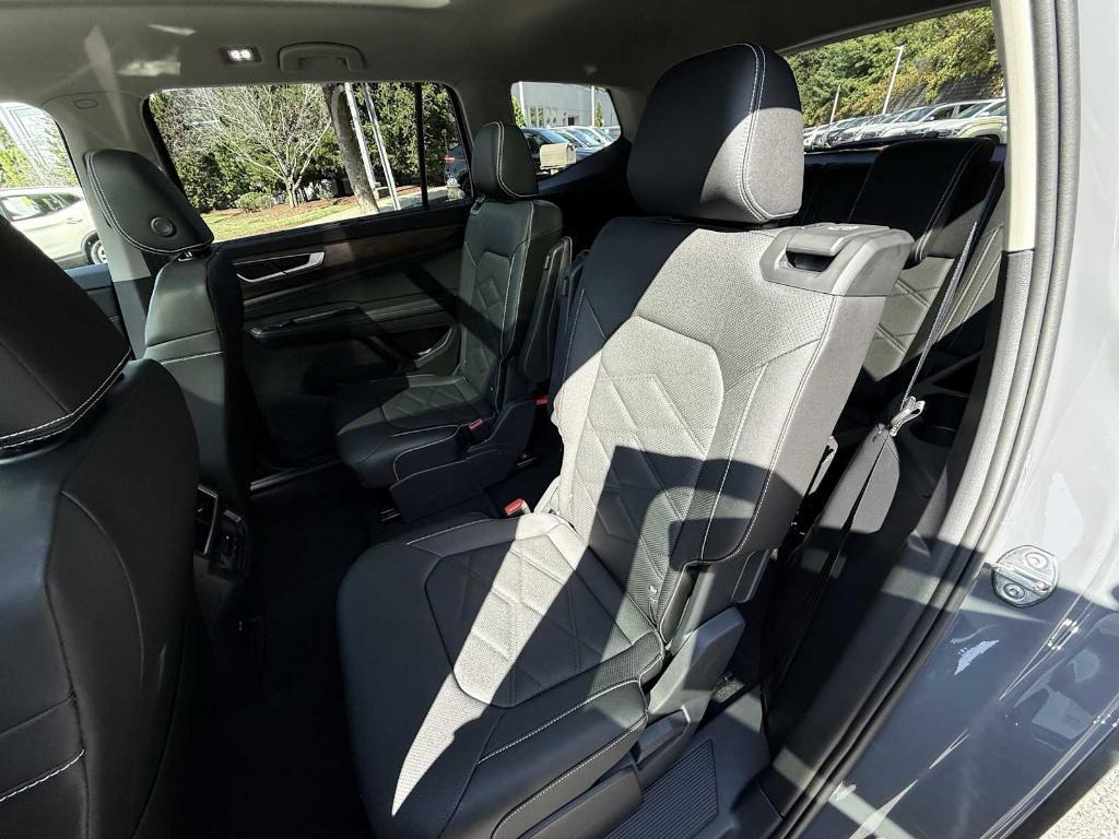 new 2026 Volkswagen Atlas car, priced at $47,605