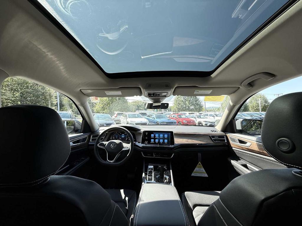 new 2026 Volkswagen Atlas car, priced at $47,605