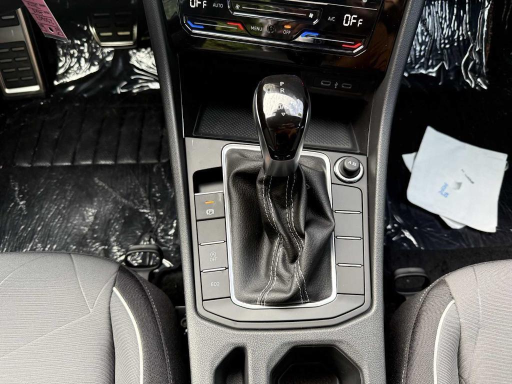 new 2025 Volkswagen Jetta car, priced at $25,162