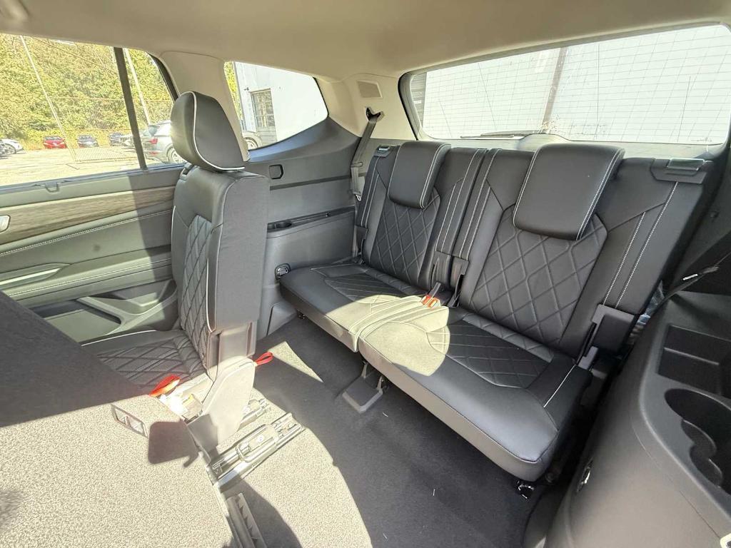 new 2026 Volkswagen Atlas car, priced at $53,972