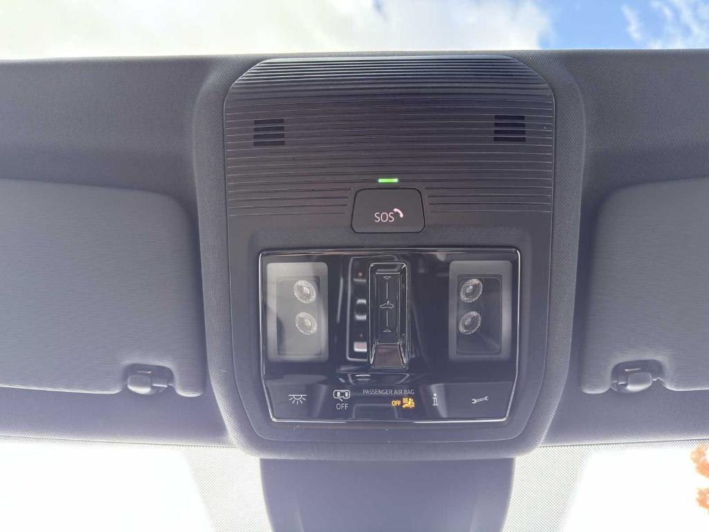 new 2025 Volkswagen Golf GTI car, priced at $41,924