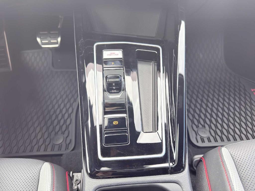 new 2025 Volkswagen Golf GTI car, priced at $41,924