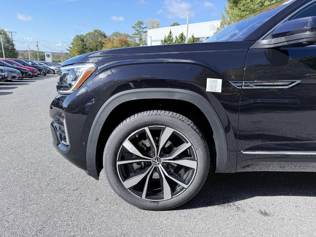 new 2026 Volkswagen Atlas Cross Sport car, priced at $53,495