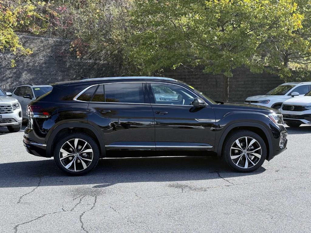 new 2026 Volkswagen Atlas Cross Sport car, priced at $53,495