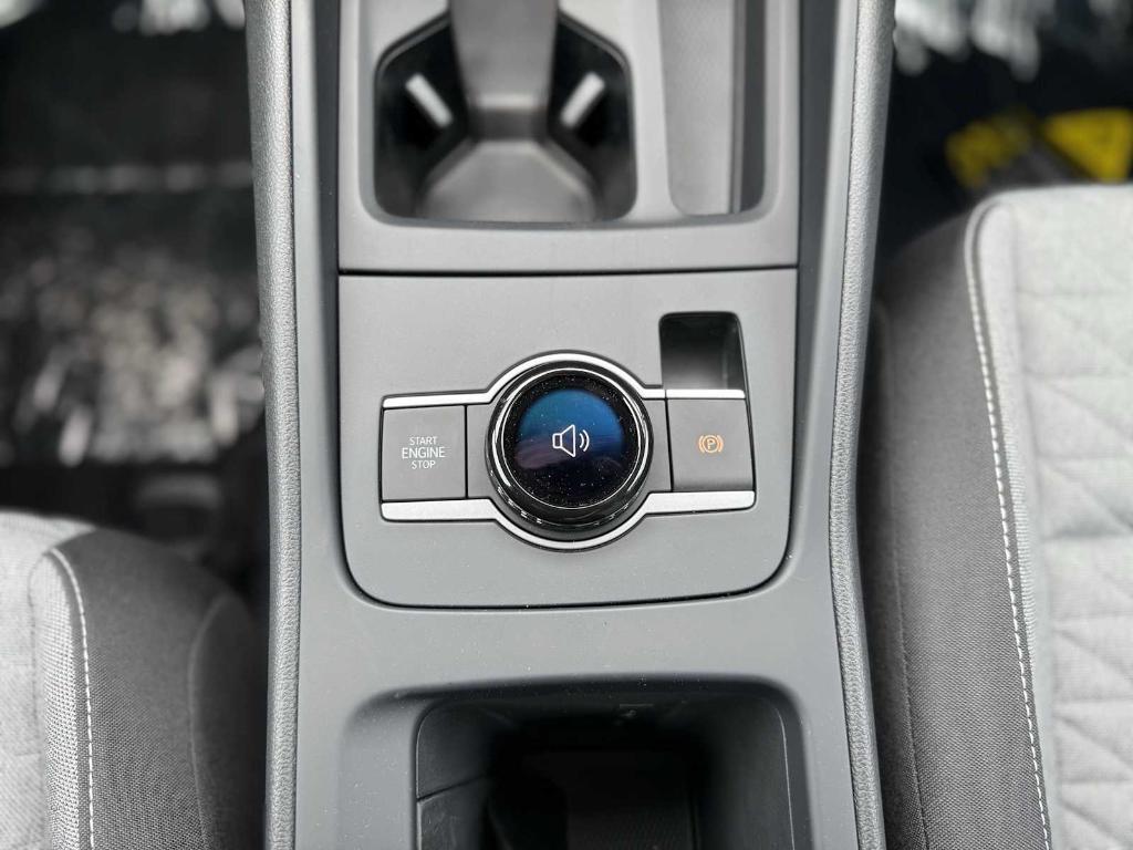 new 2025 Volkswagen Tiguan car, priced at $31,757