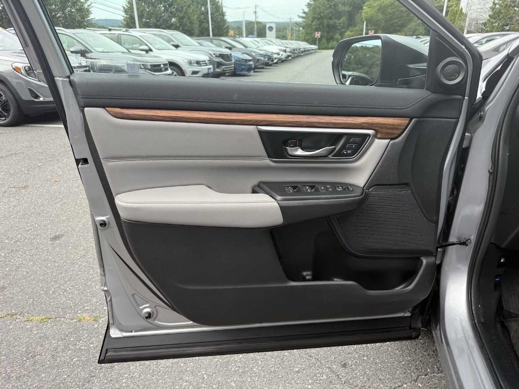 used 2018 Honda CR-V car, priced at $21,491