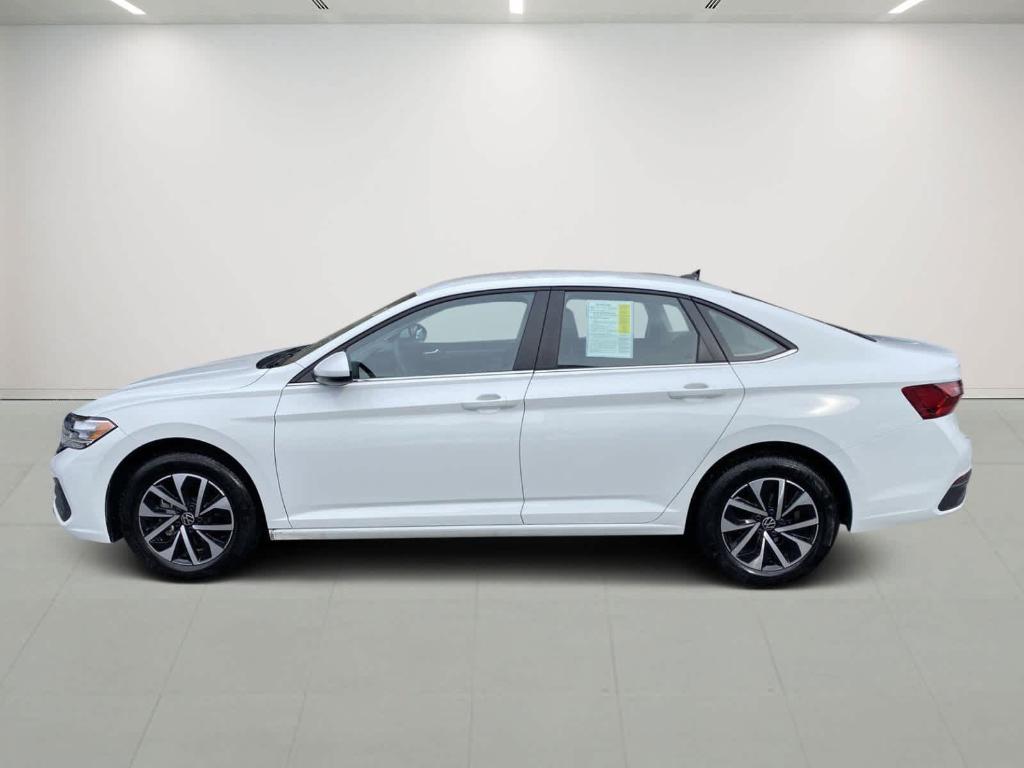 used 2024 Volkswagen Jetta car, priced at $21,123