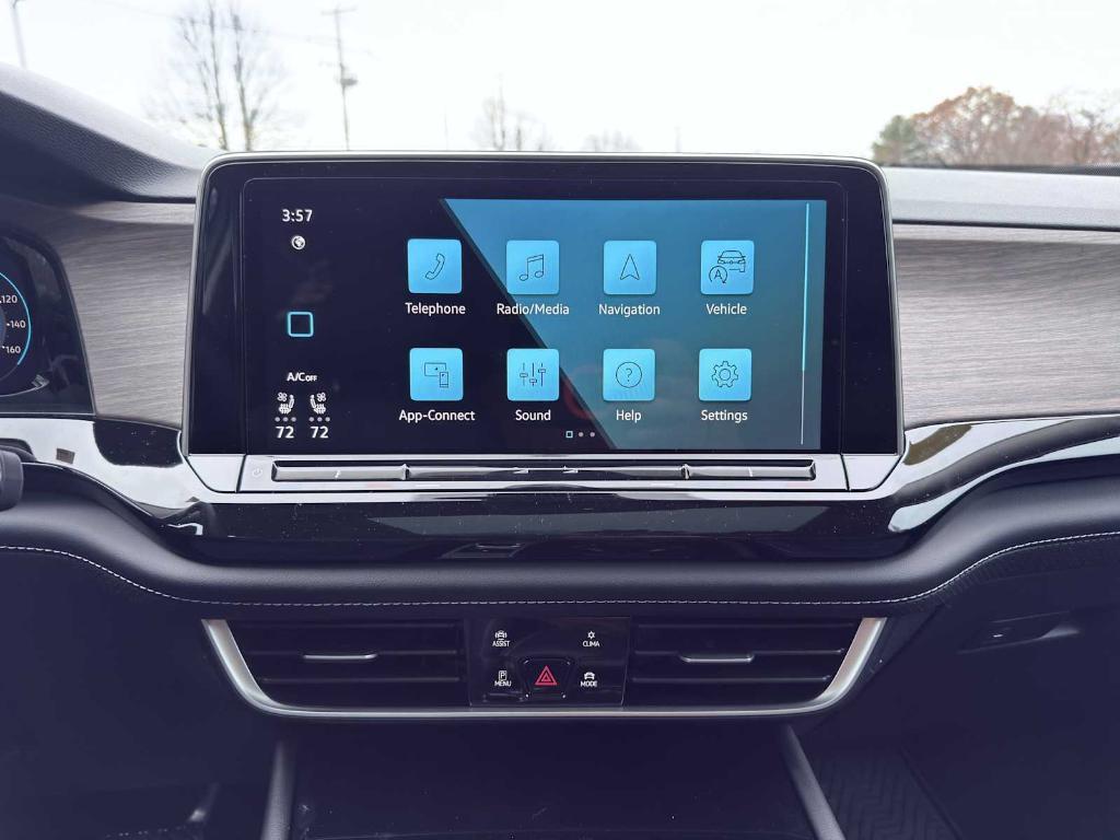 new 2026 Volkswagen Atlas car, priced at $49,662