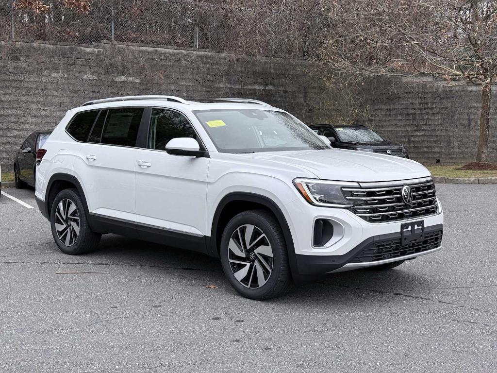 new 2026 Volkswagen Atlas car, priced at $49,662