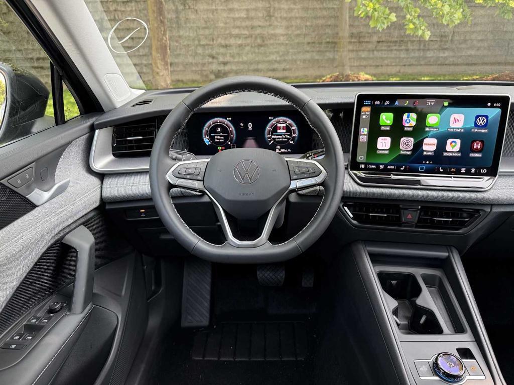 new 2025 Volkswagen Tiguan car, priced at $31,757