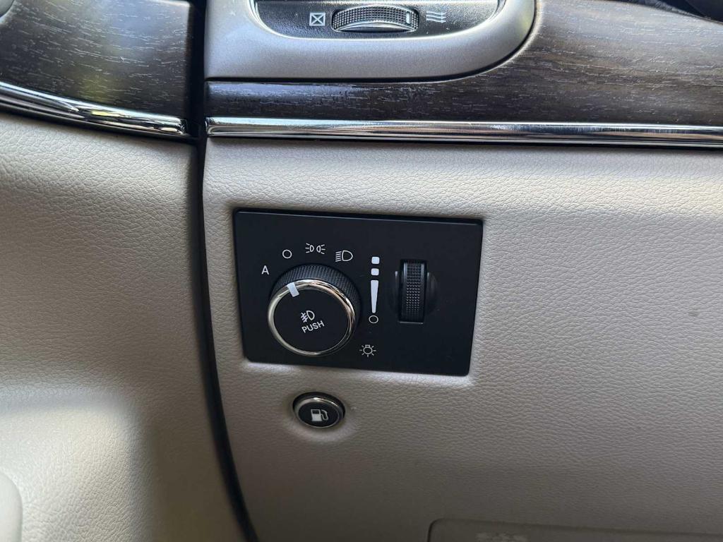 used 2015 Jeep Grand Cherokee car, priced at $13,995