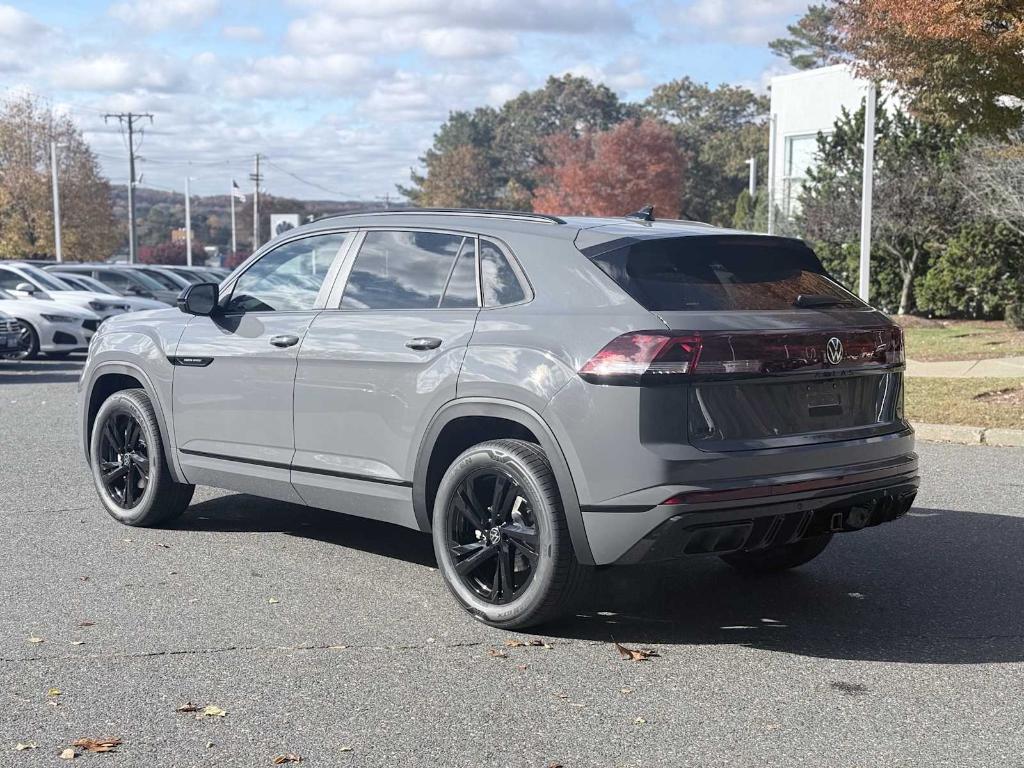 new 2026 Volkswagen Atlas Cross Sport car, priced at $50,972
