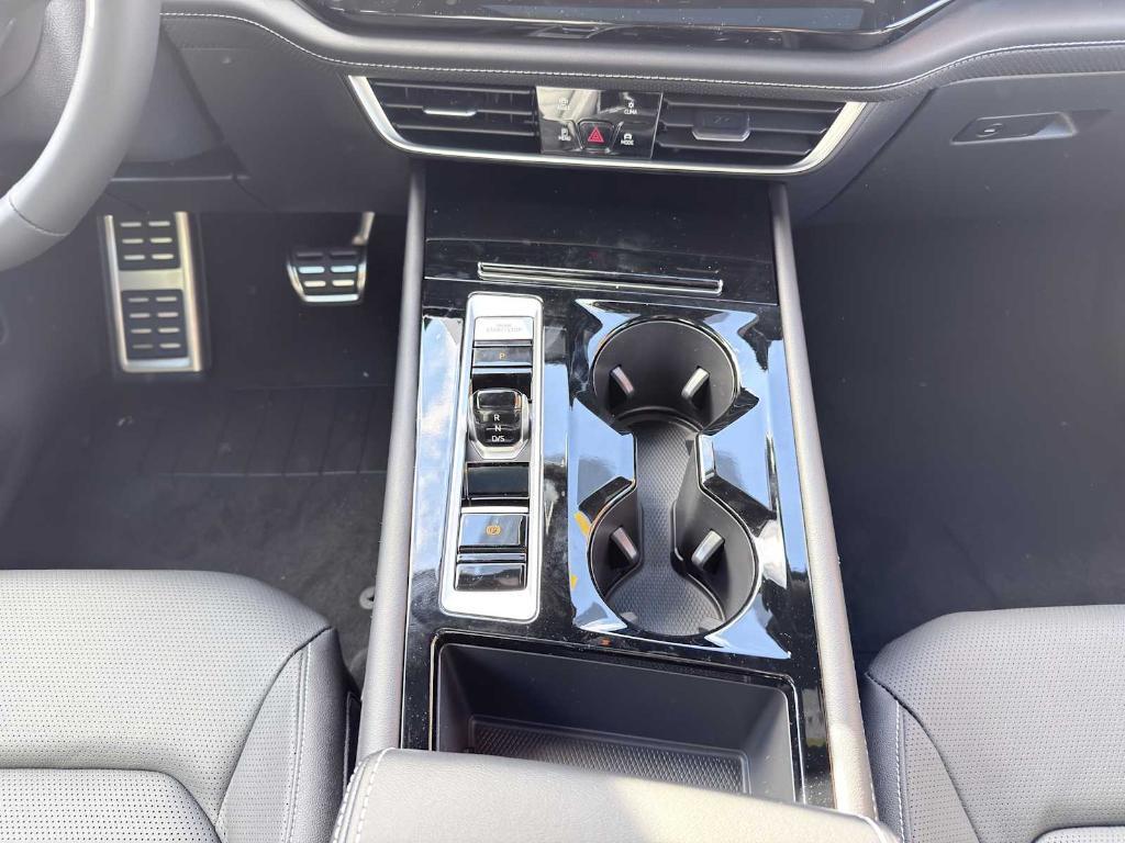 new 2026 Volkswagen Atlas Cross Sport car, priced at $50,972