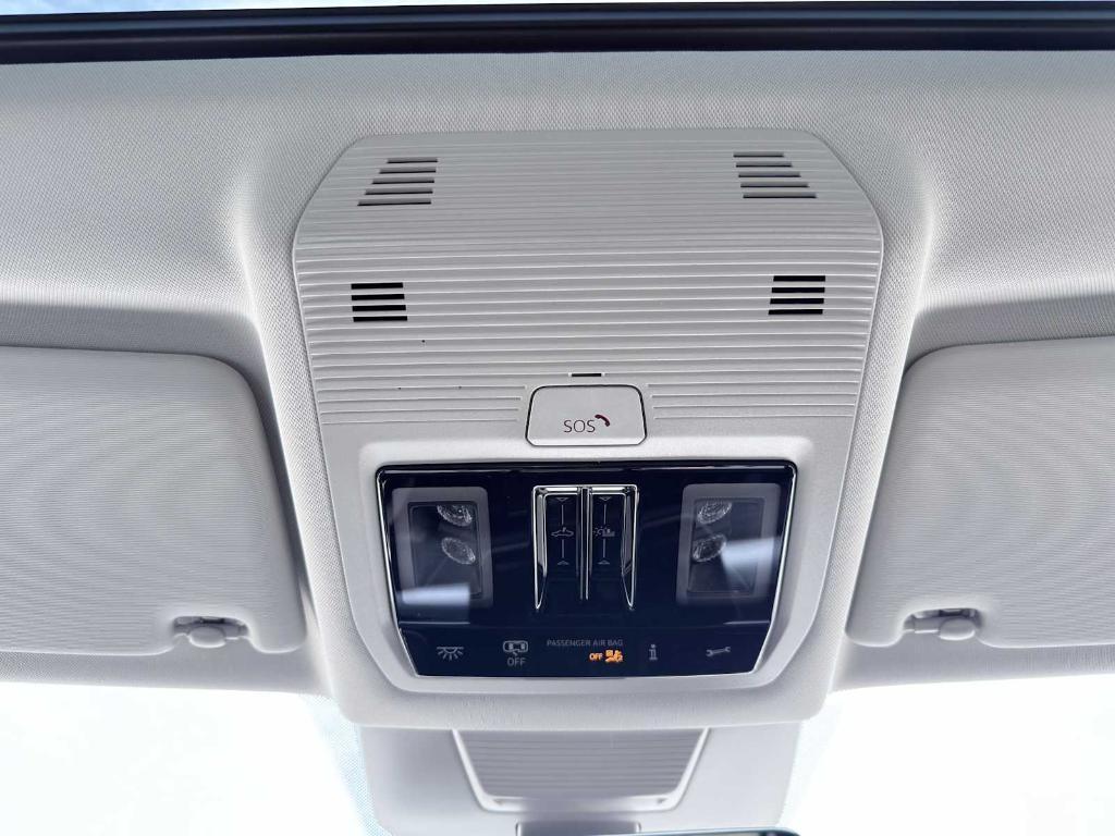 new 2026 Volkswagen Tiguan car, priced at $39,352