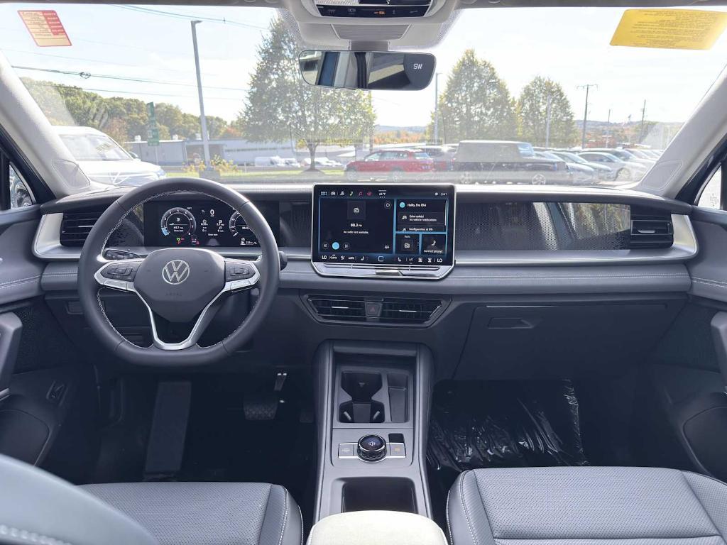 new 2026 Volkswagen Tiguan car, priced at $39,352