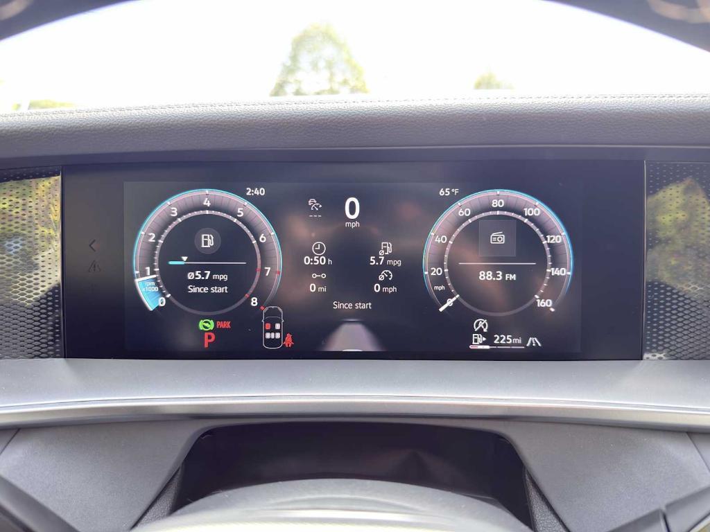 new 2026 Volkswagen Tiguan car, priced at $39,352