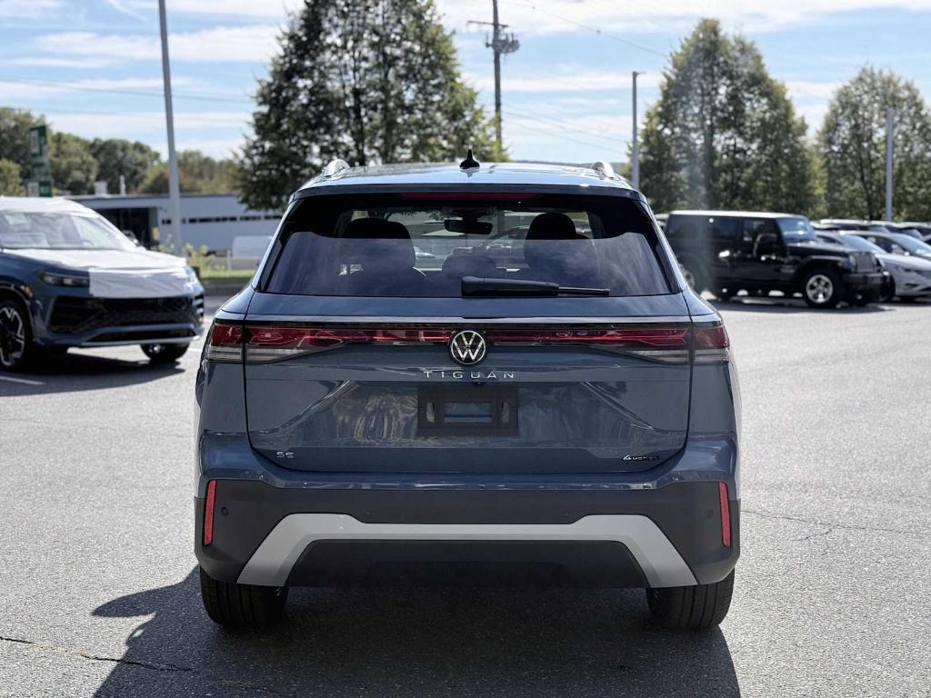 new 2026 Volkswagen Tiguan car, priced at $39,352