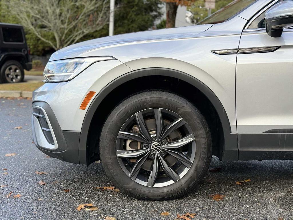 used 2022 Volkswagen Tiguan car, priced at $25,193